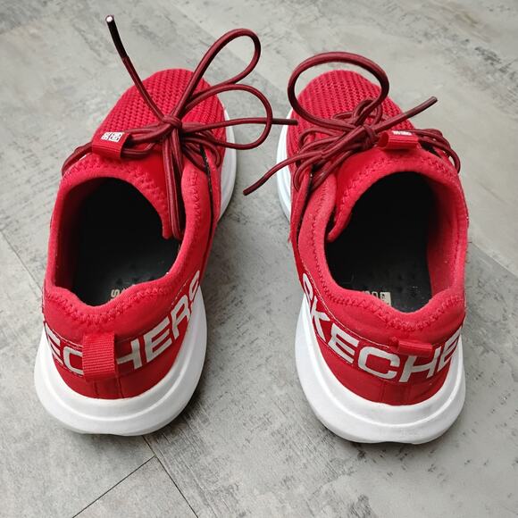 Skechers Go Run Air Cooled Red Sneakers Mesh Fabric Upper Size 4 US White Soles - Picture 3 of 6